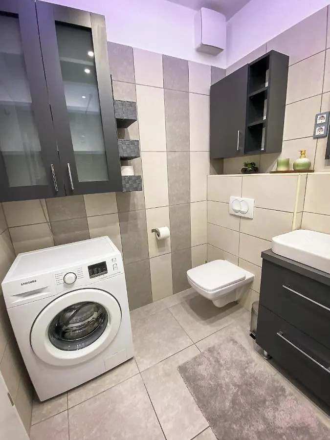 Slate Wood Apartment Budapest