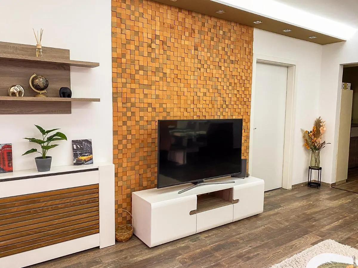 Slate Wood Apartment بودابست المجر